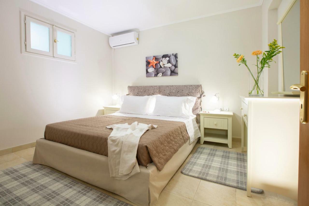 Elenas Home Vasiliki  Luaran gambar