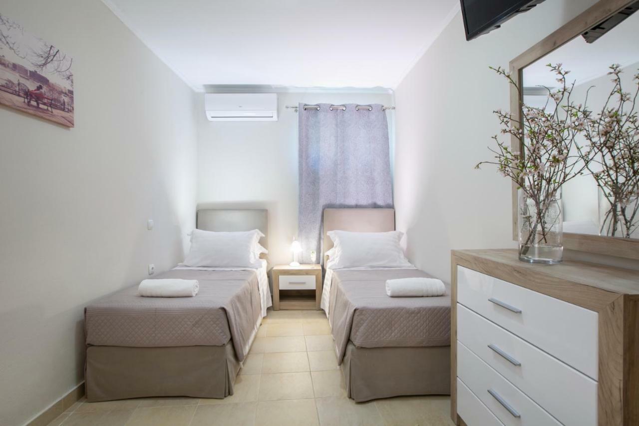 Elenas Home Vasiliki  Luaran gambar